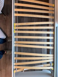 Lattenroste defekt undverschoben