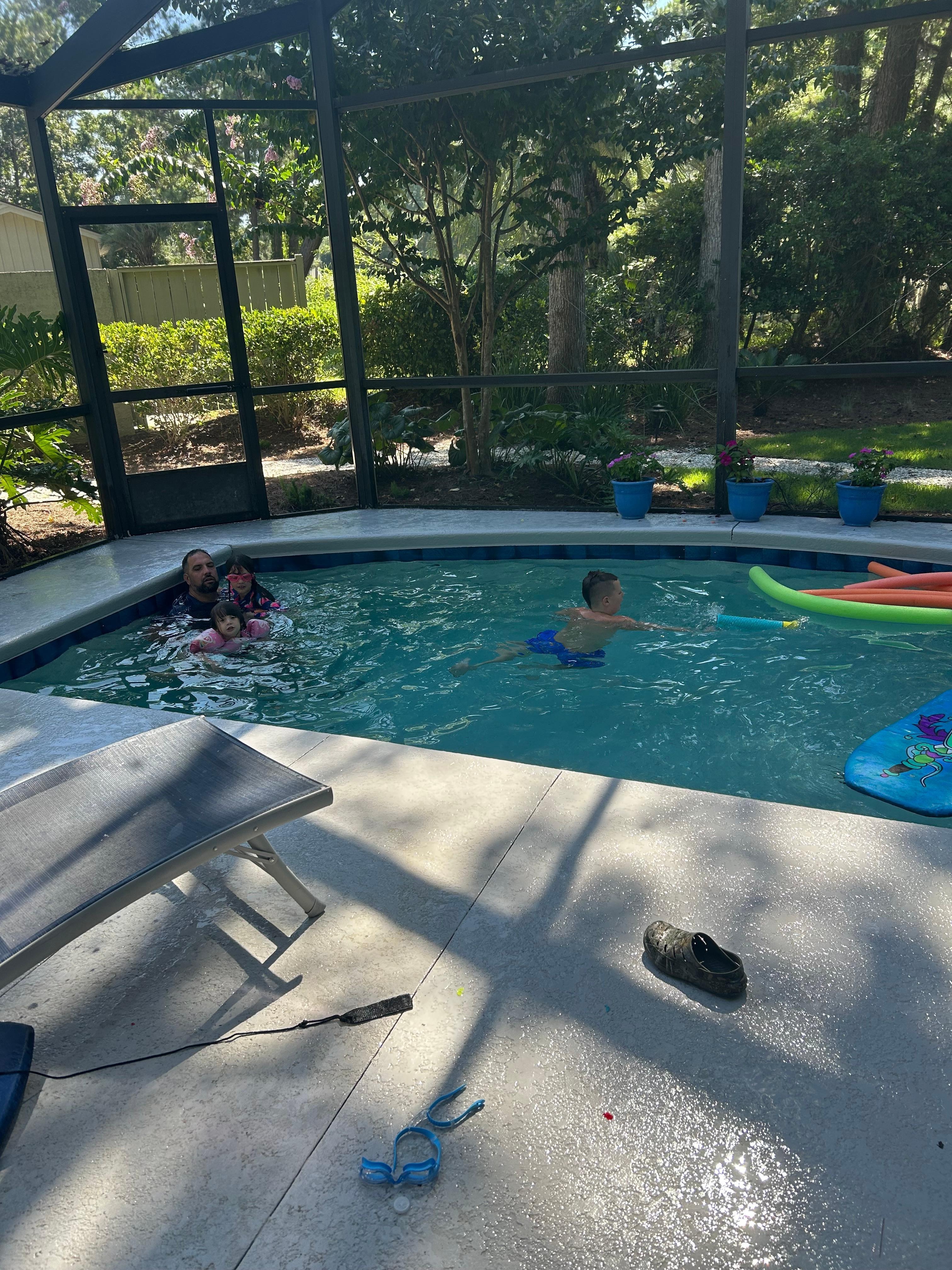 Your pool right outside the kitchen area was amazing The pool service came to check the water 