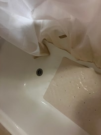 Dirt shower curtain/screen