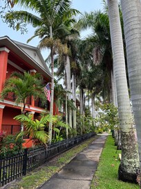 Walk to Gilchrist Park from the cottage