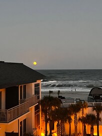 Super moon happy anniversary to us