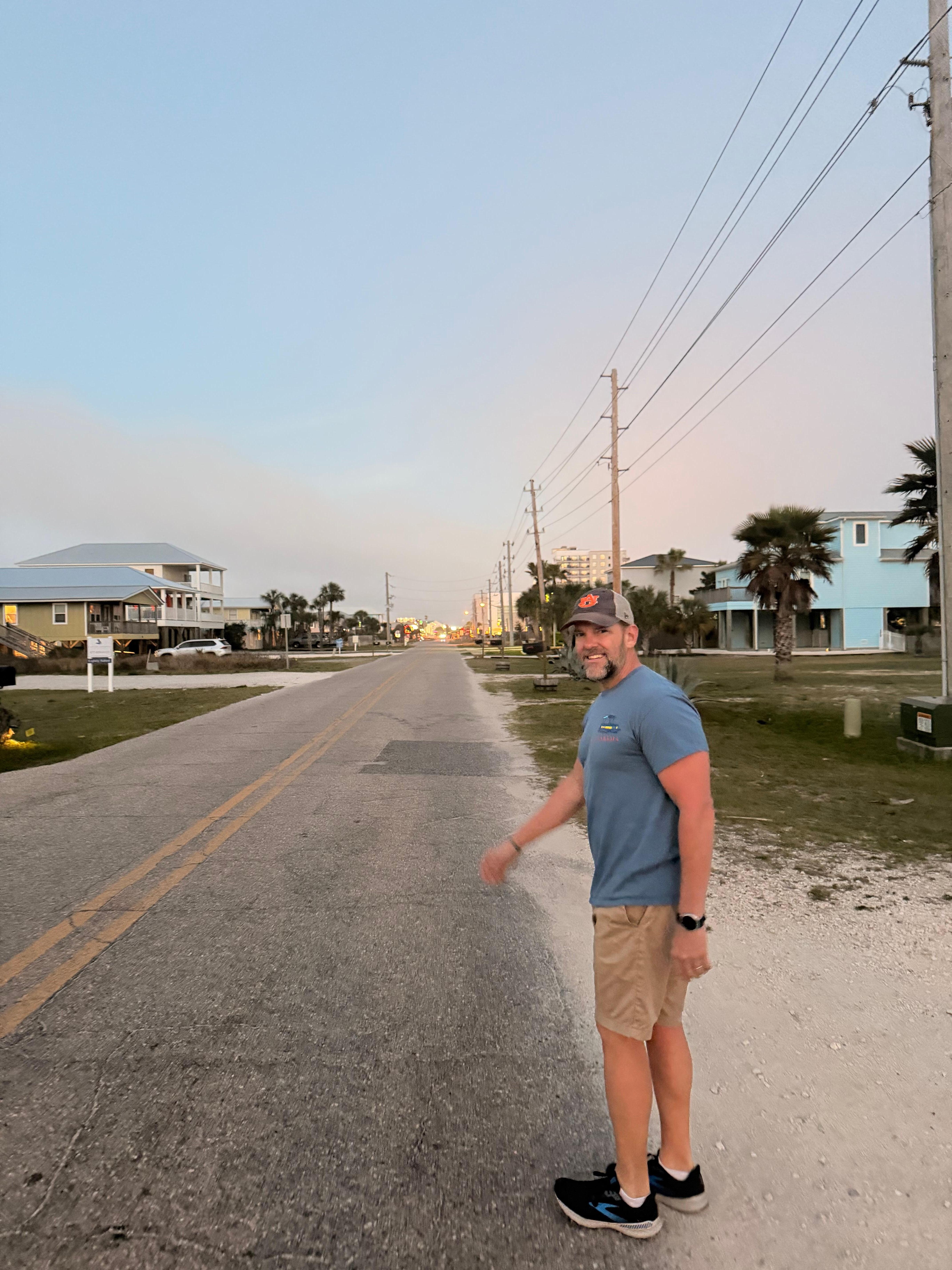 Street behind the house with restaurants close by! 