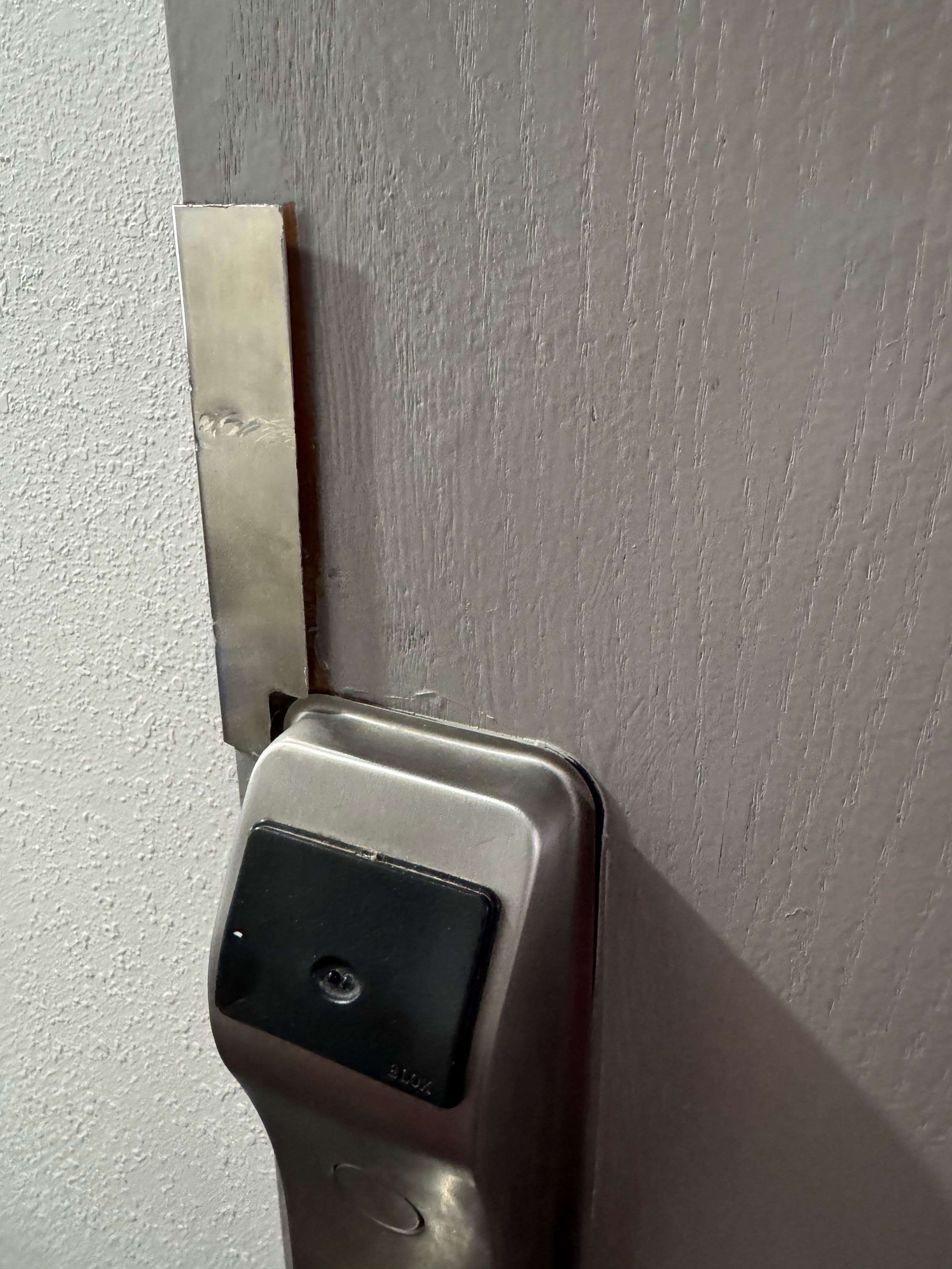 Poor fitting door lock from the outside