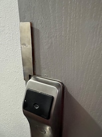 Poor fitting door lock from the outside