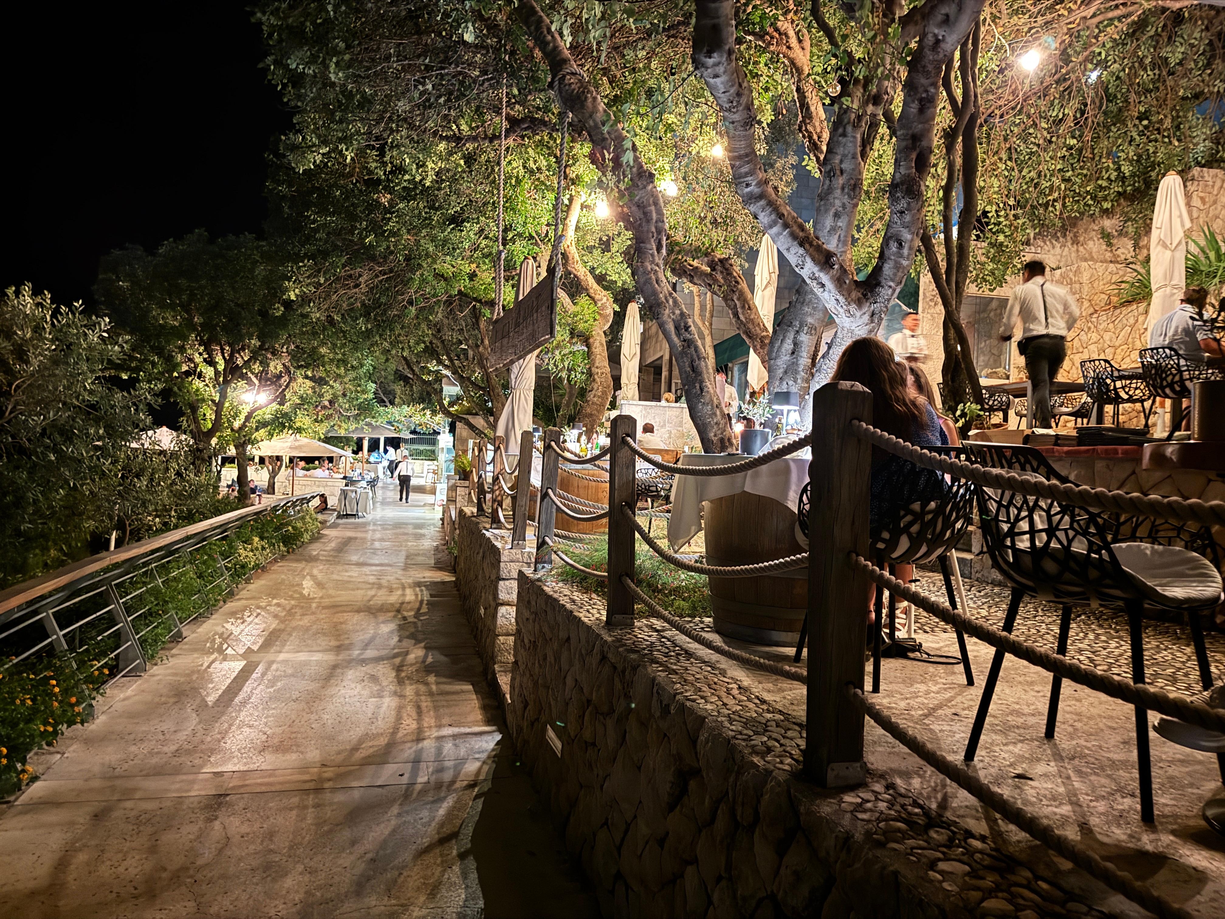 A walk up the Promenade.