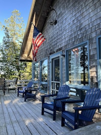 Beautiful setting and so comfortable. This is where we would sit and watch the stars.