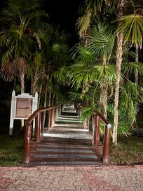 Acceso a la playa desde villa 59