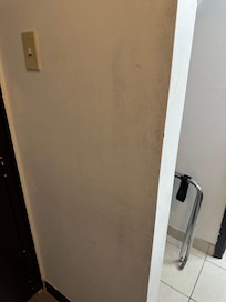 dirty wall at the entrance