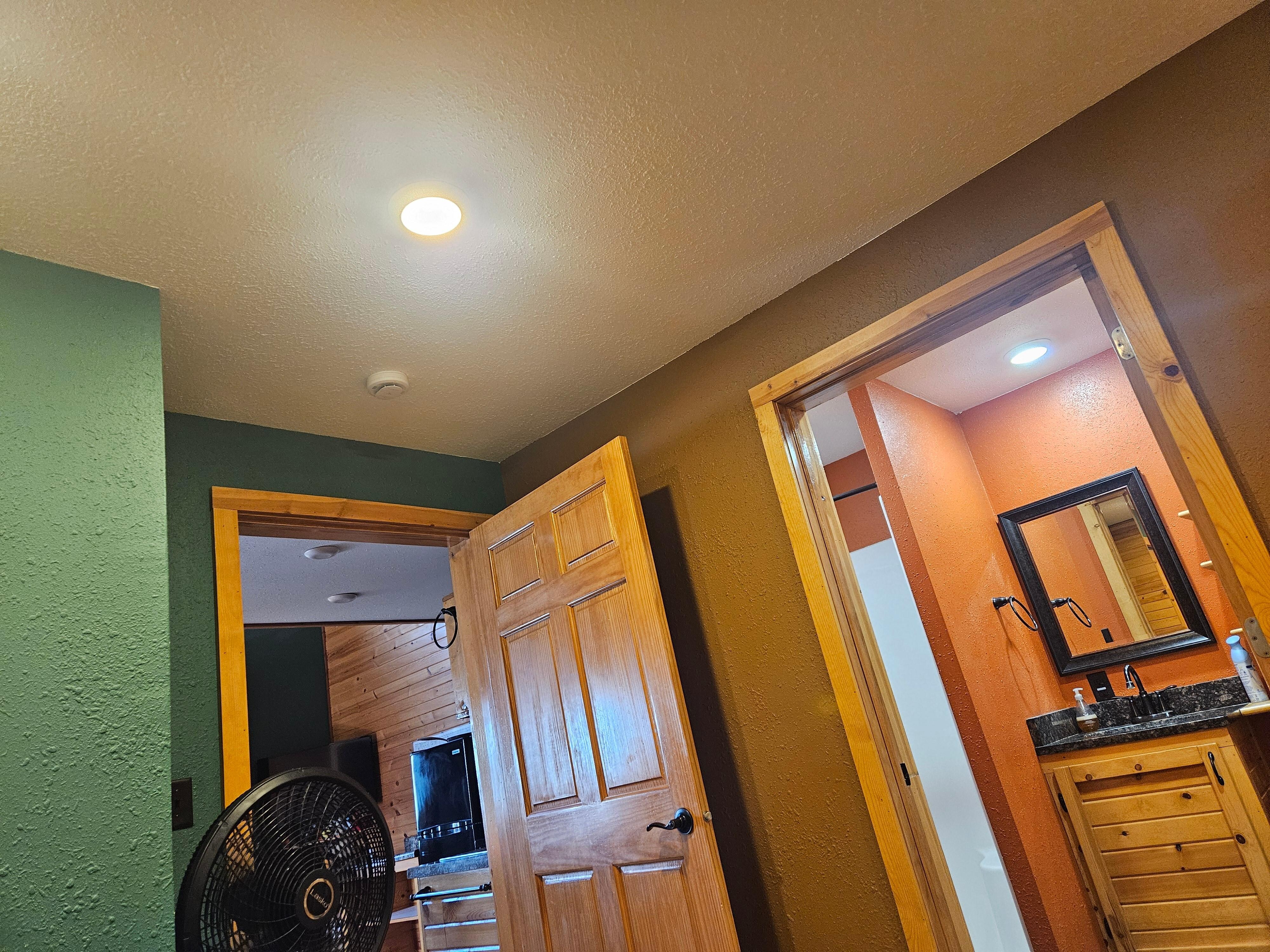 Very nice and clean .