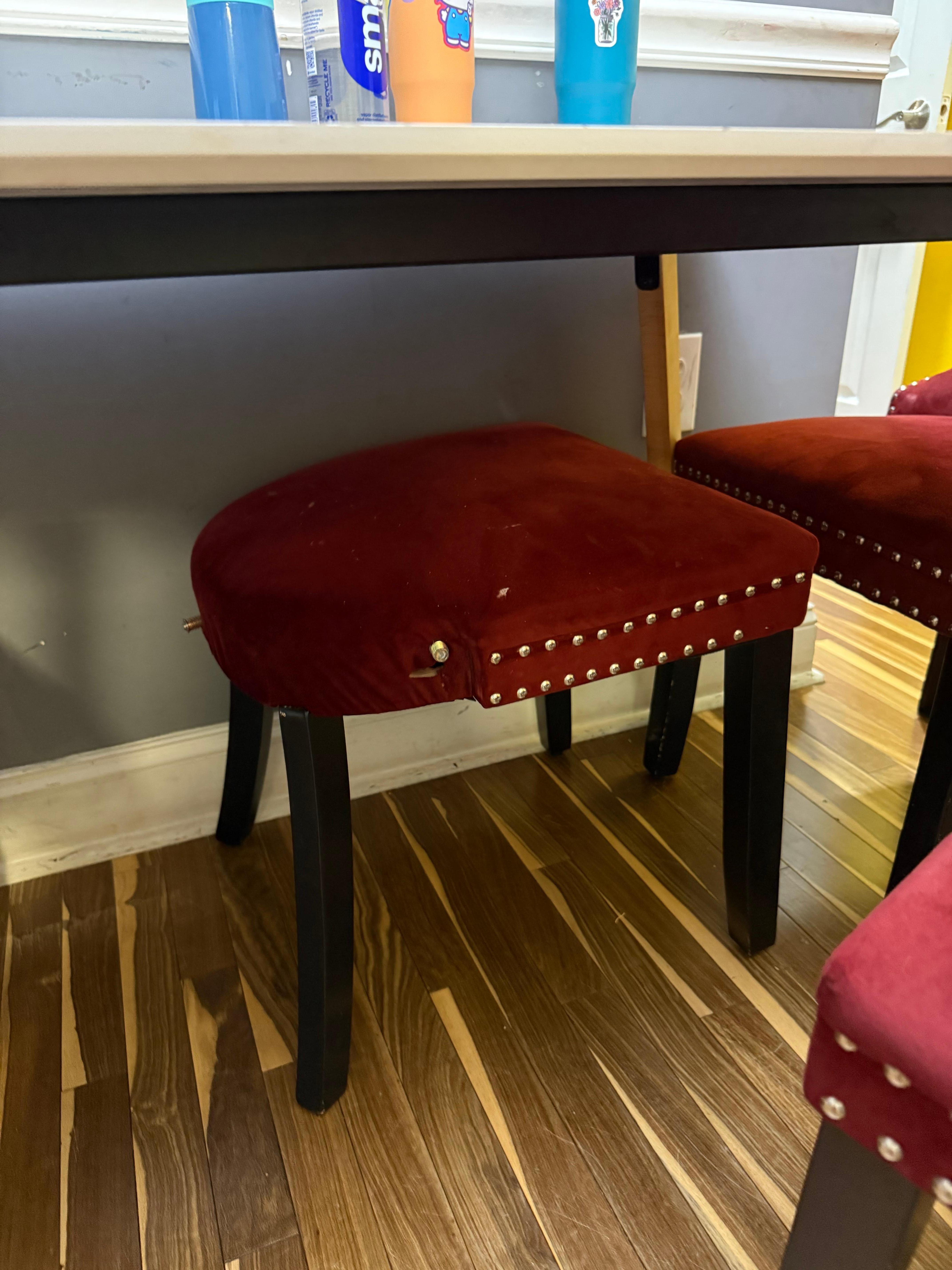 Partial chair. Where is the rest?