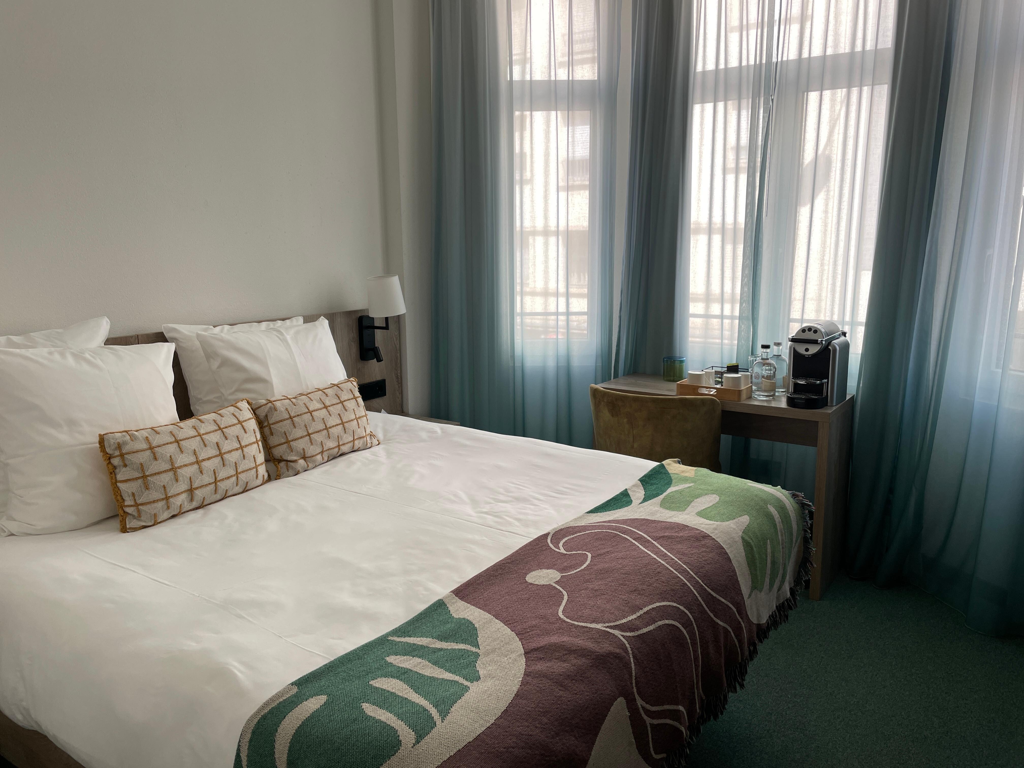 Chambre confortable et lumineuse 