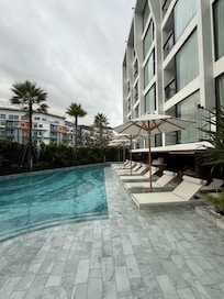 Great pool area