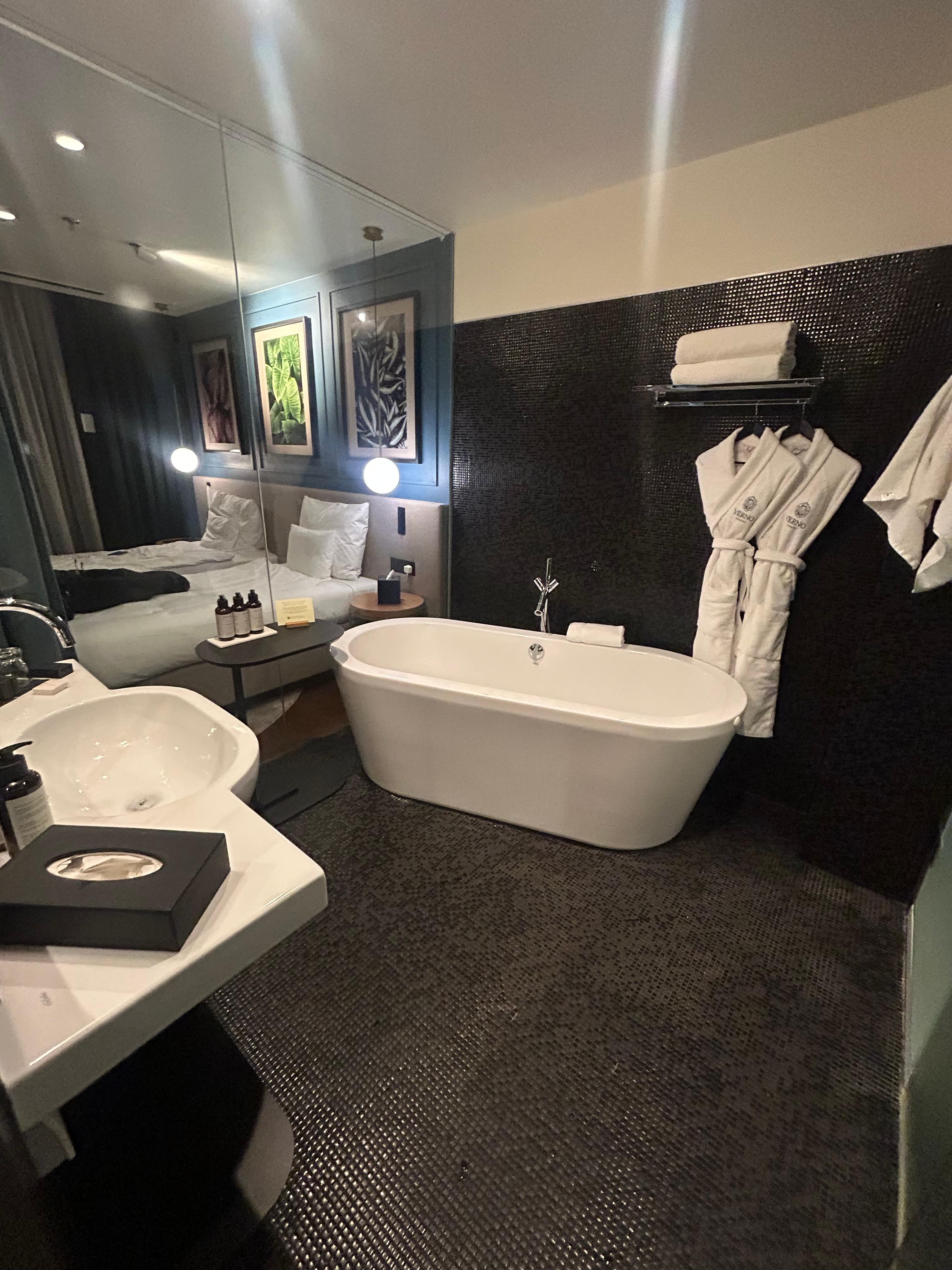 Fabulous bath and cosy bathrobe and slippers provided 