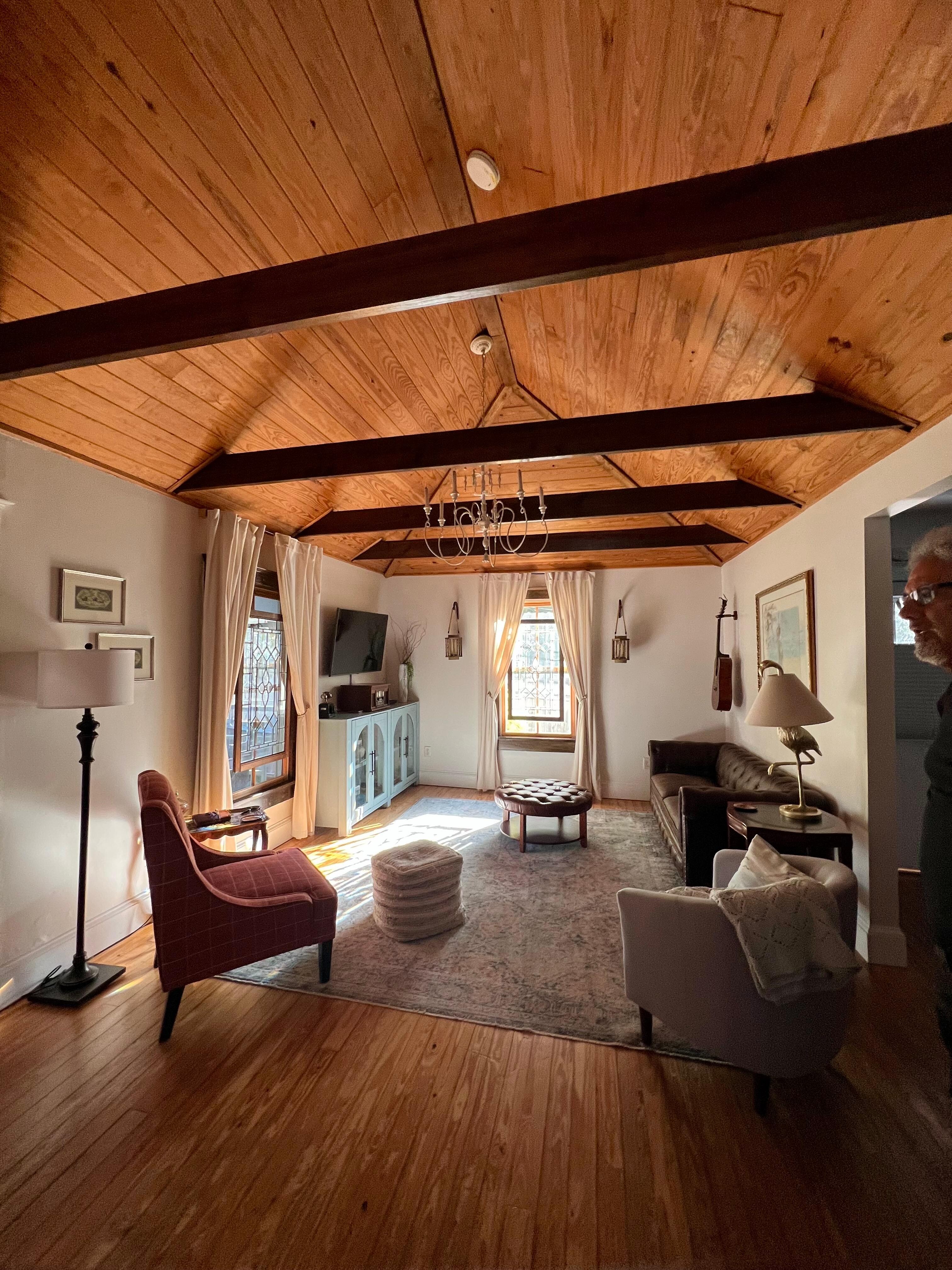 Vintage vibe living room