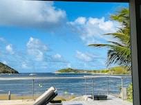 Pinel Island!
