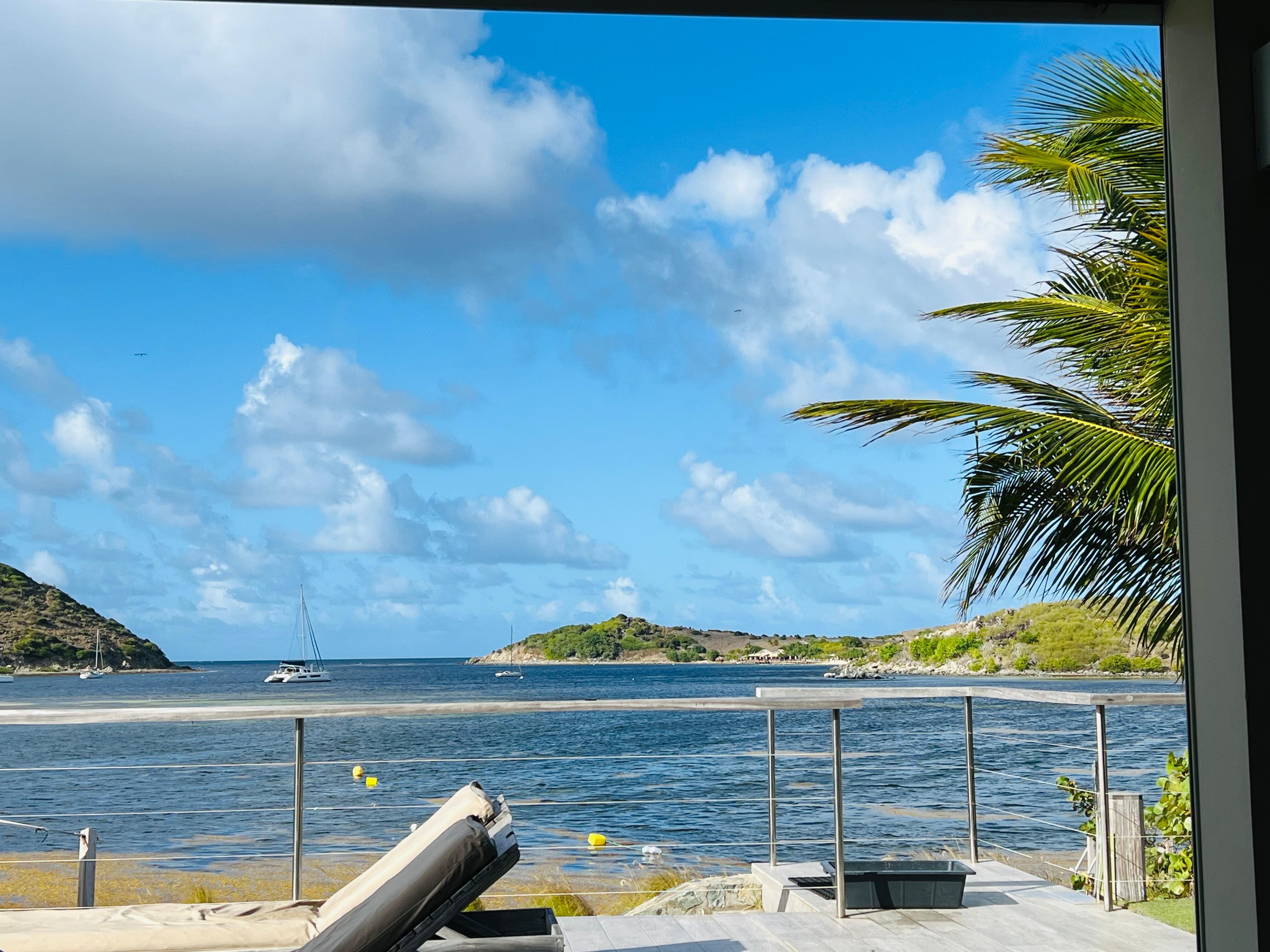 Pinel Island!