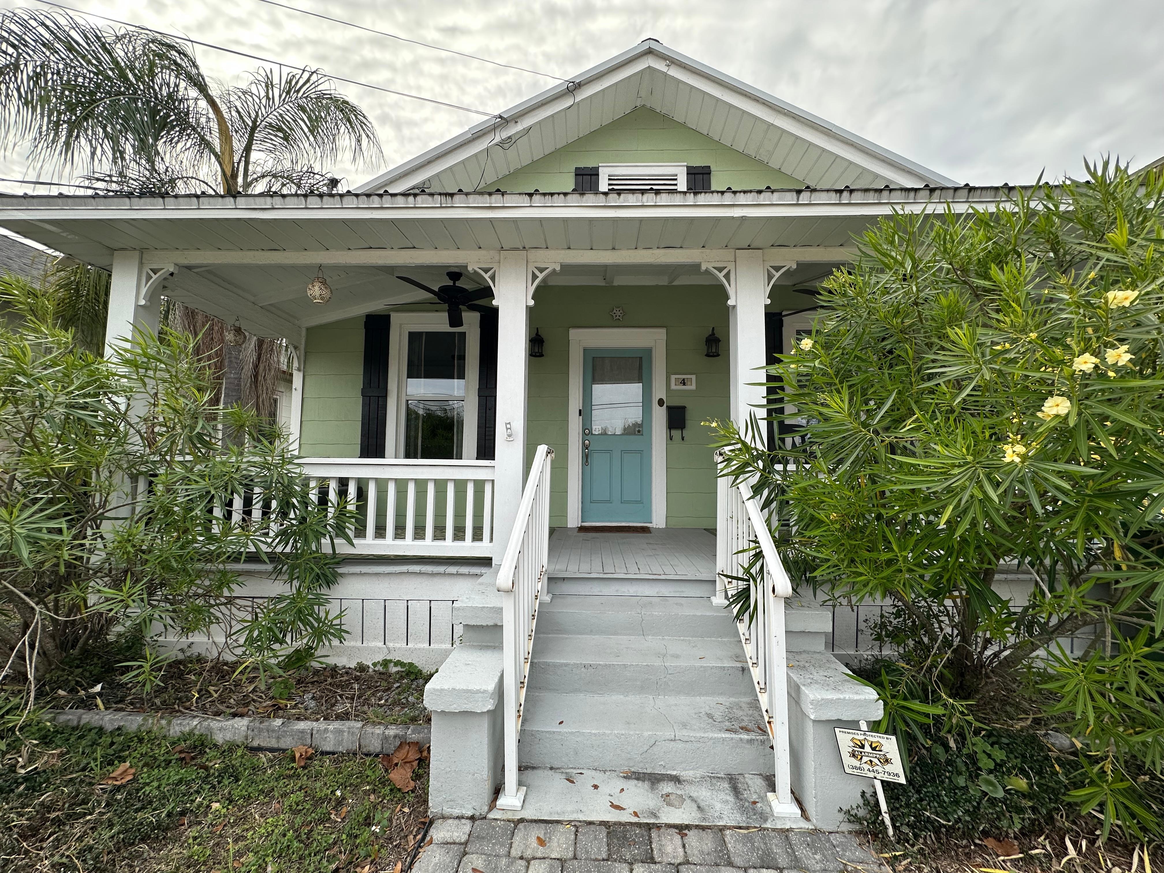 It was fairly cool when we were present, but the rocking chairs were a wonderful addition
