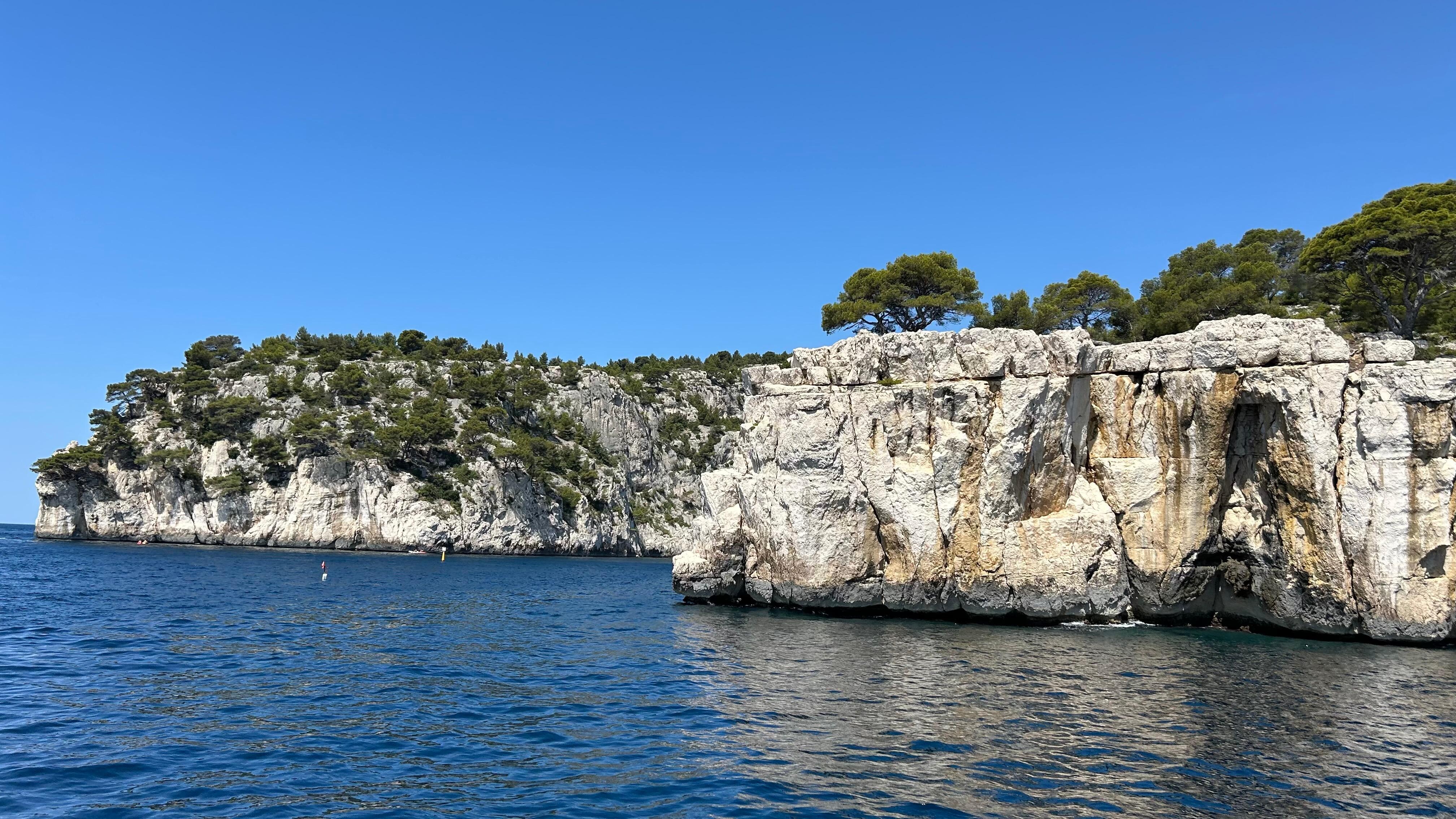 les calanques en bateau. Magnifique
