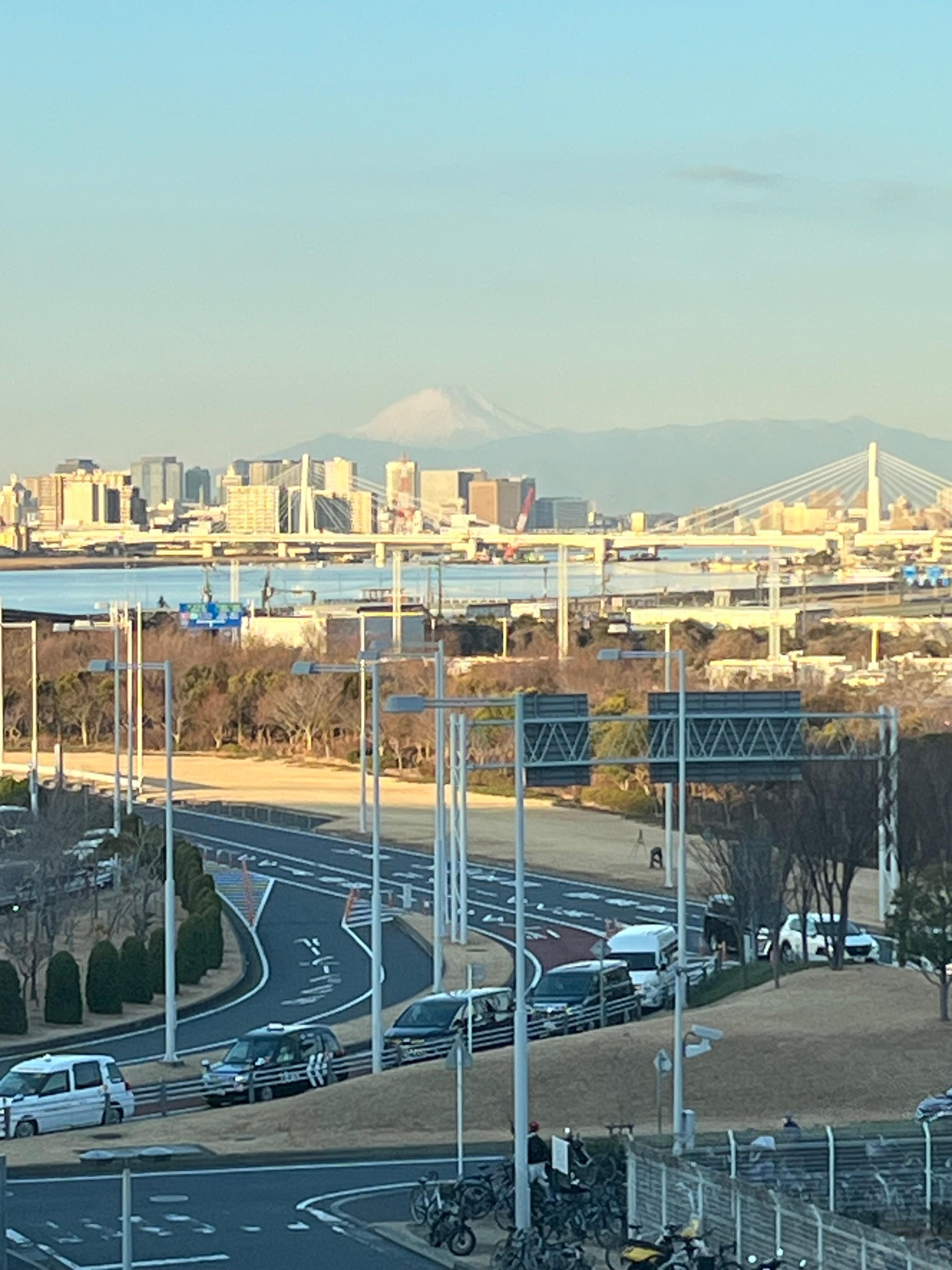 出発の朝に部屋から見えた富士山🗻