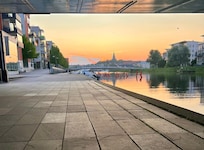 Promenera längs Hammarby sjöstad