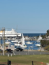 Oak bluffs harbor