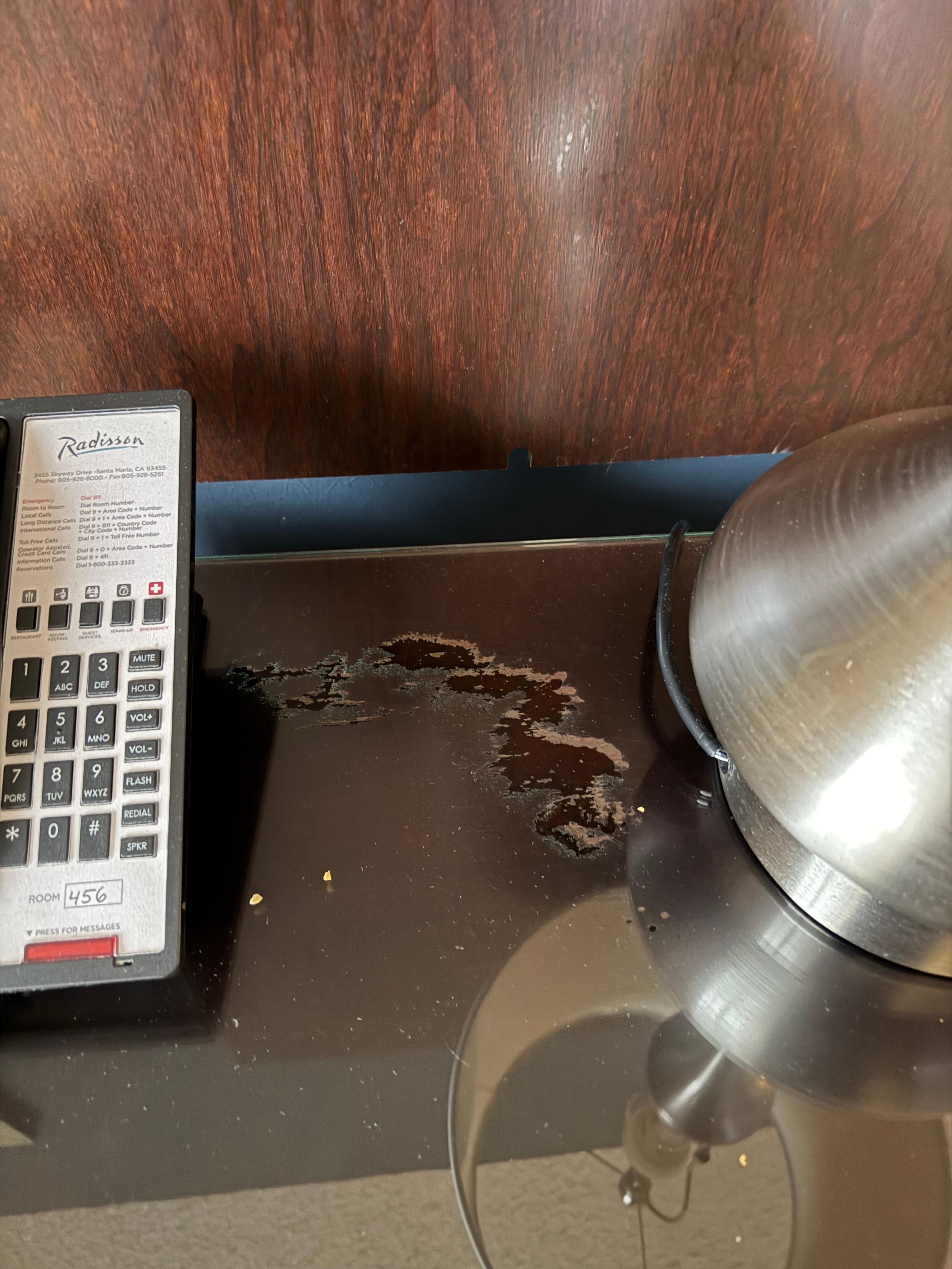 Delaminating furniture 