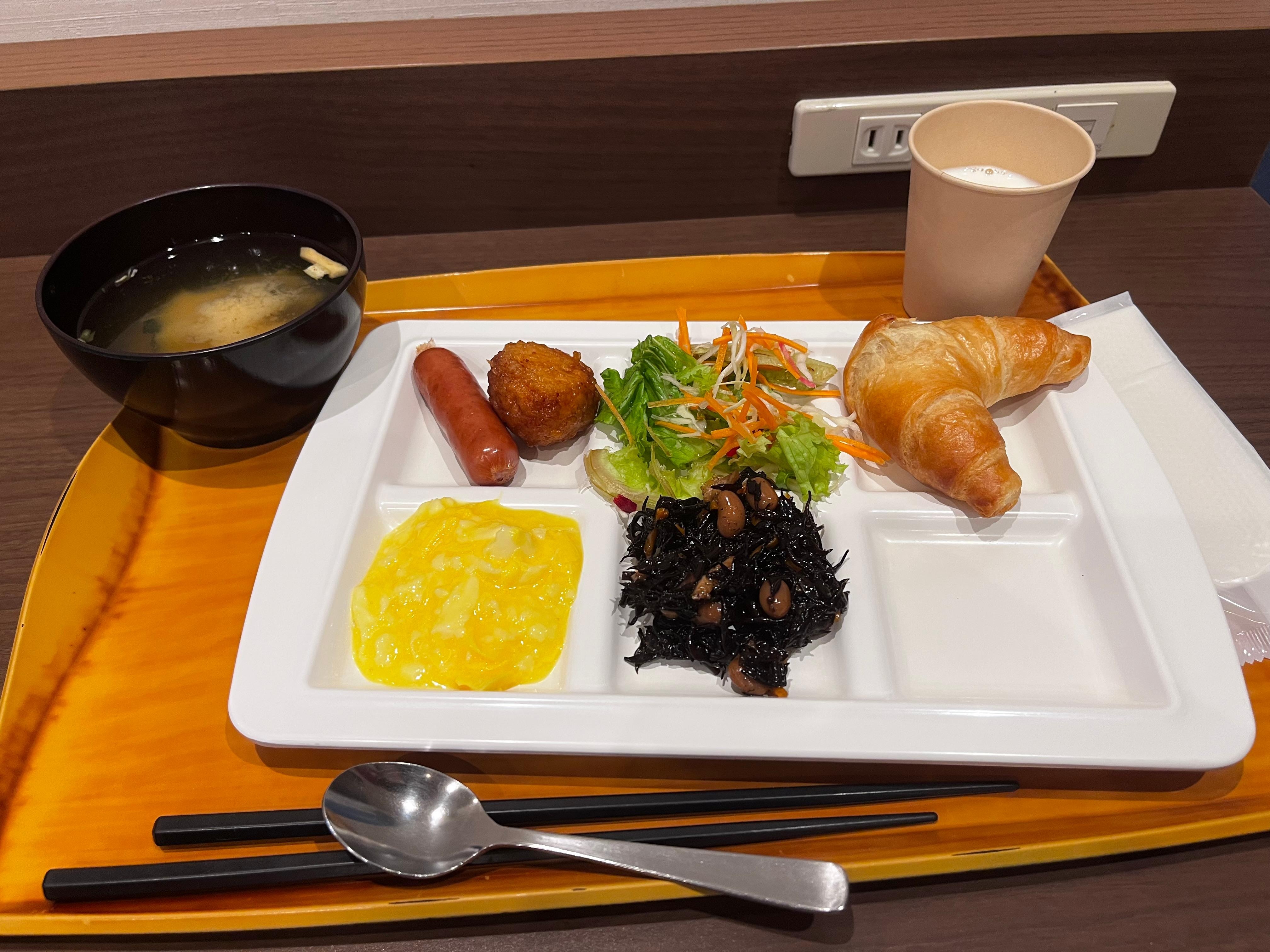 朝食バイキング