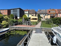 Blick vom Fleesensee auf das Ferienhäuschen
