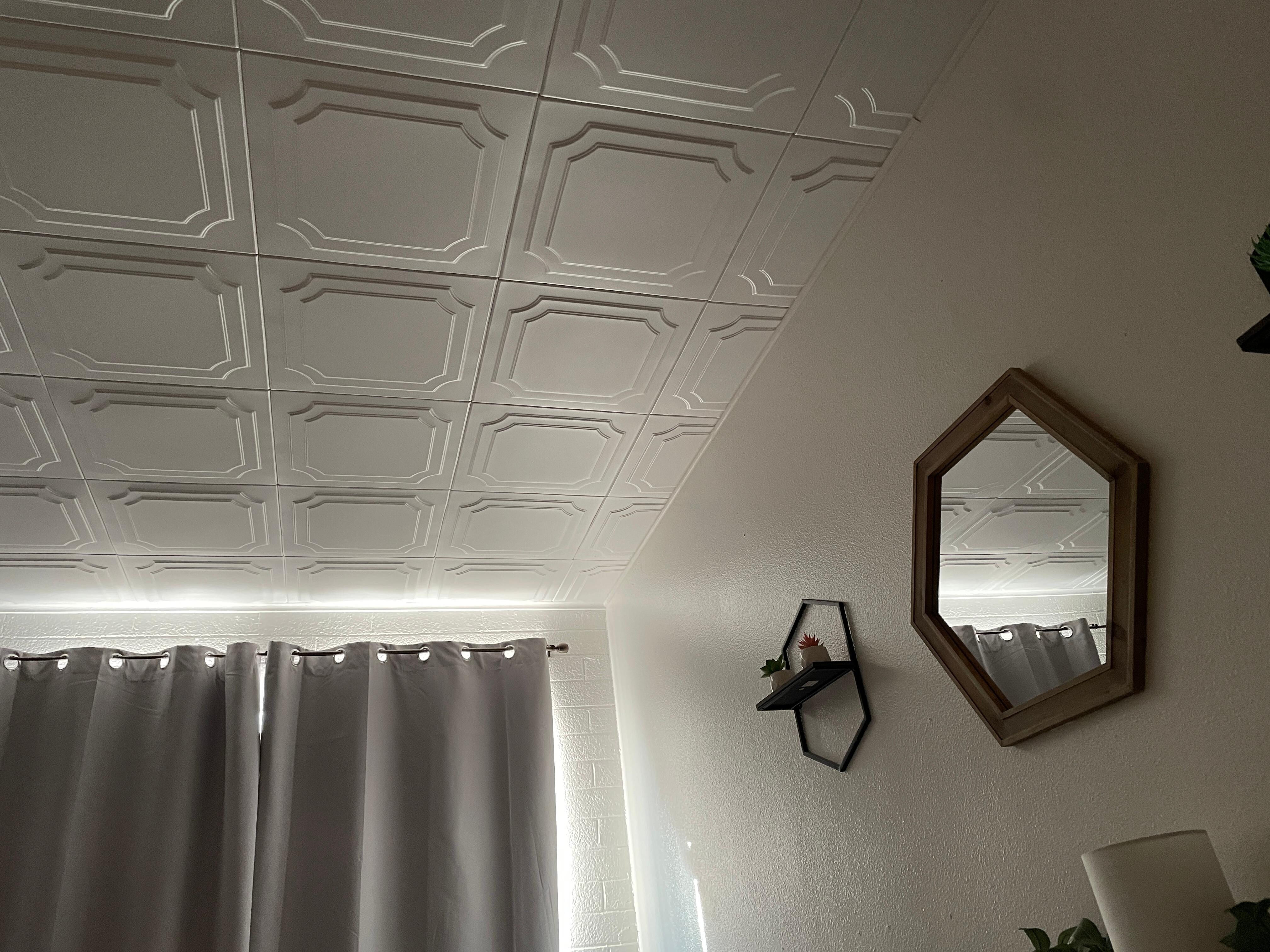 Cool ceiling tiles. The homey, non-institutional decoration is the best part of this room.