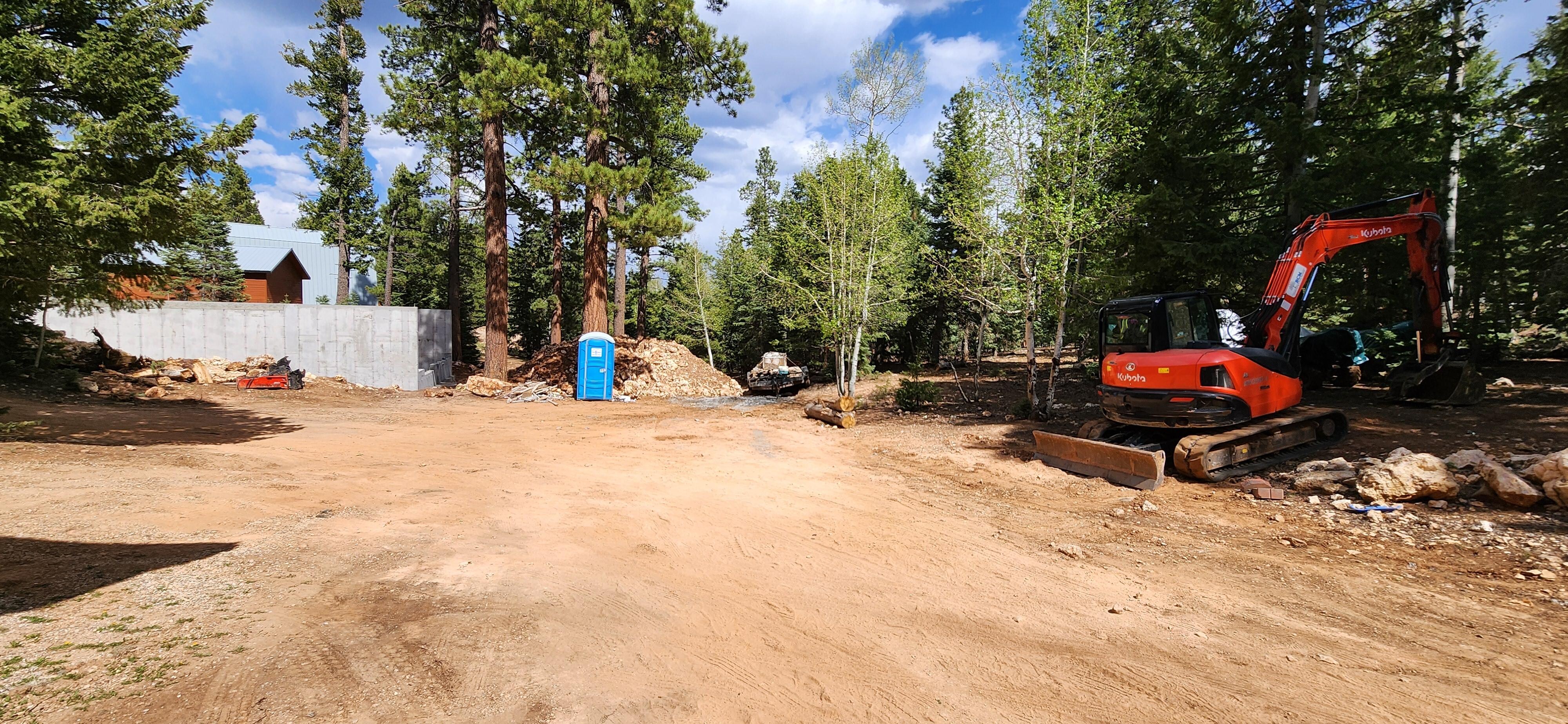 Construction next door. Not disclosed by owner.  Port a potty on full display out the cabin window.