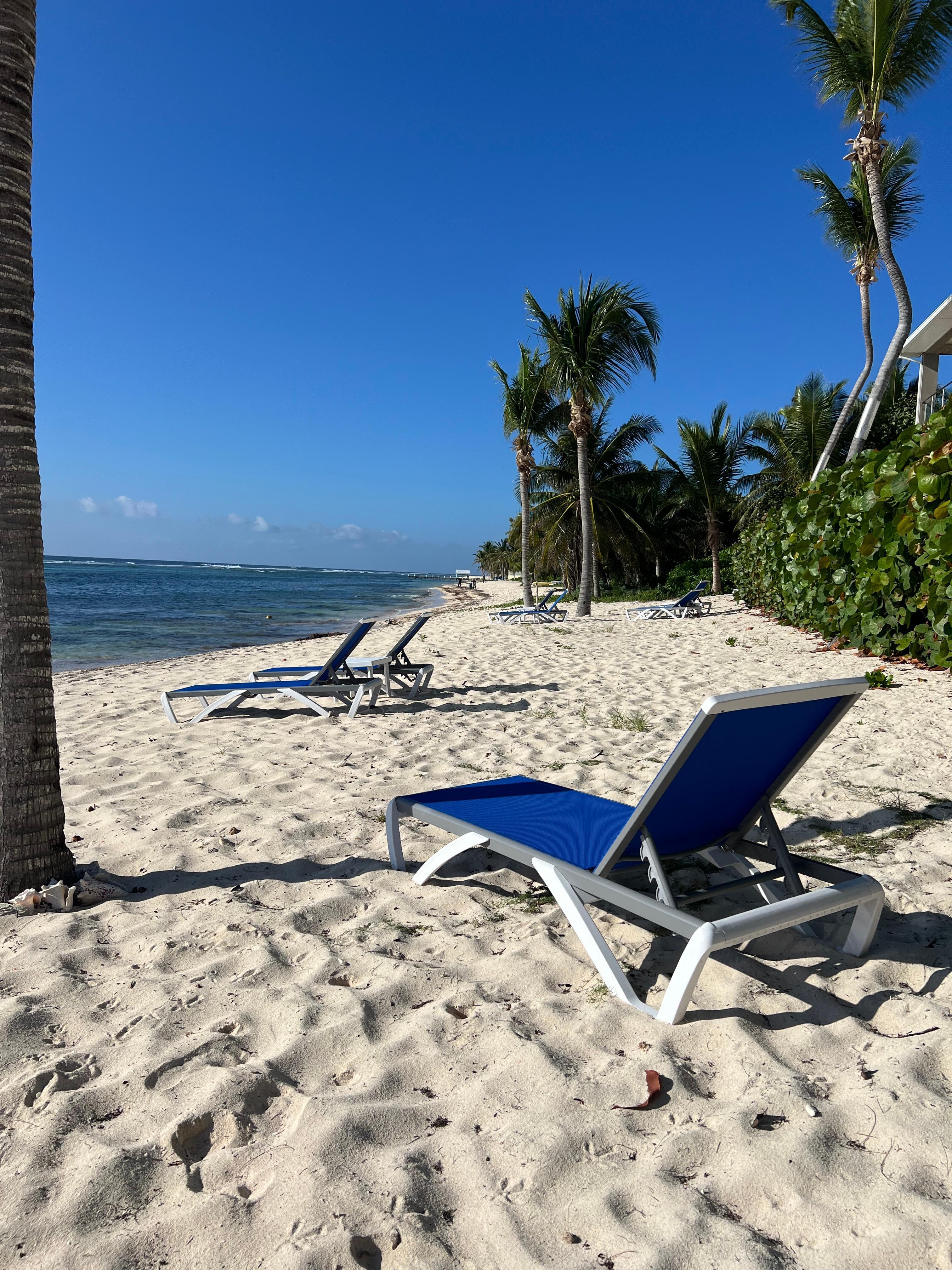 Just a few steps to the beach