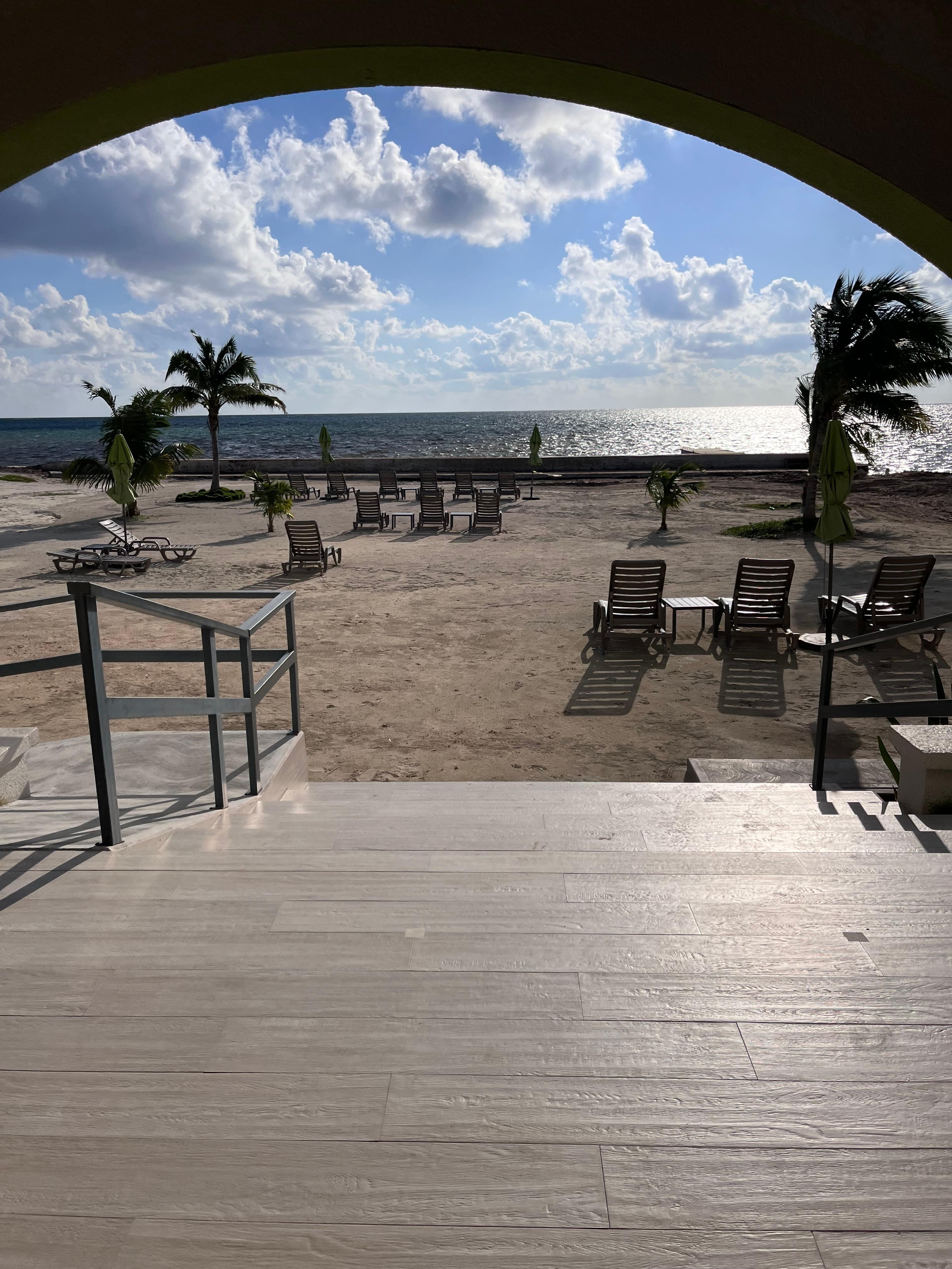 I did not take any pics of the room or the front of the building as it was quite underwhelming and not worth documenting