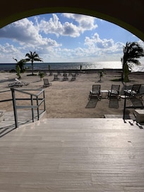 I did not take any pics of the room or the front of the building as it was quite underwhelming and not worth documenting