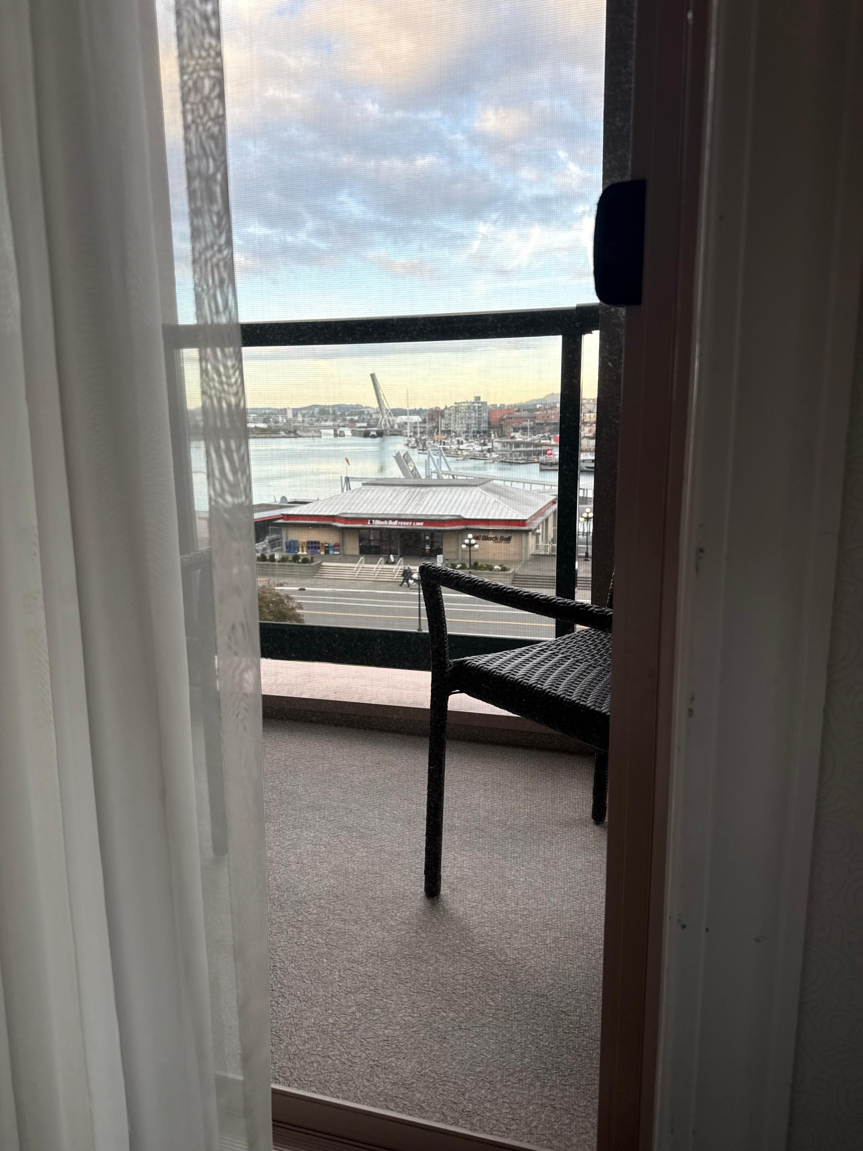 4th floor balcony view