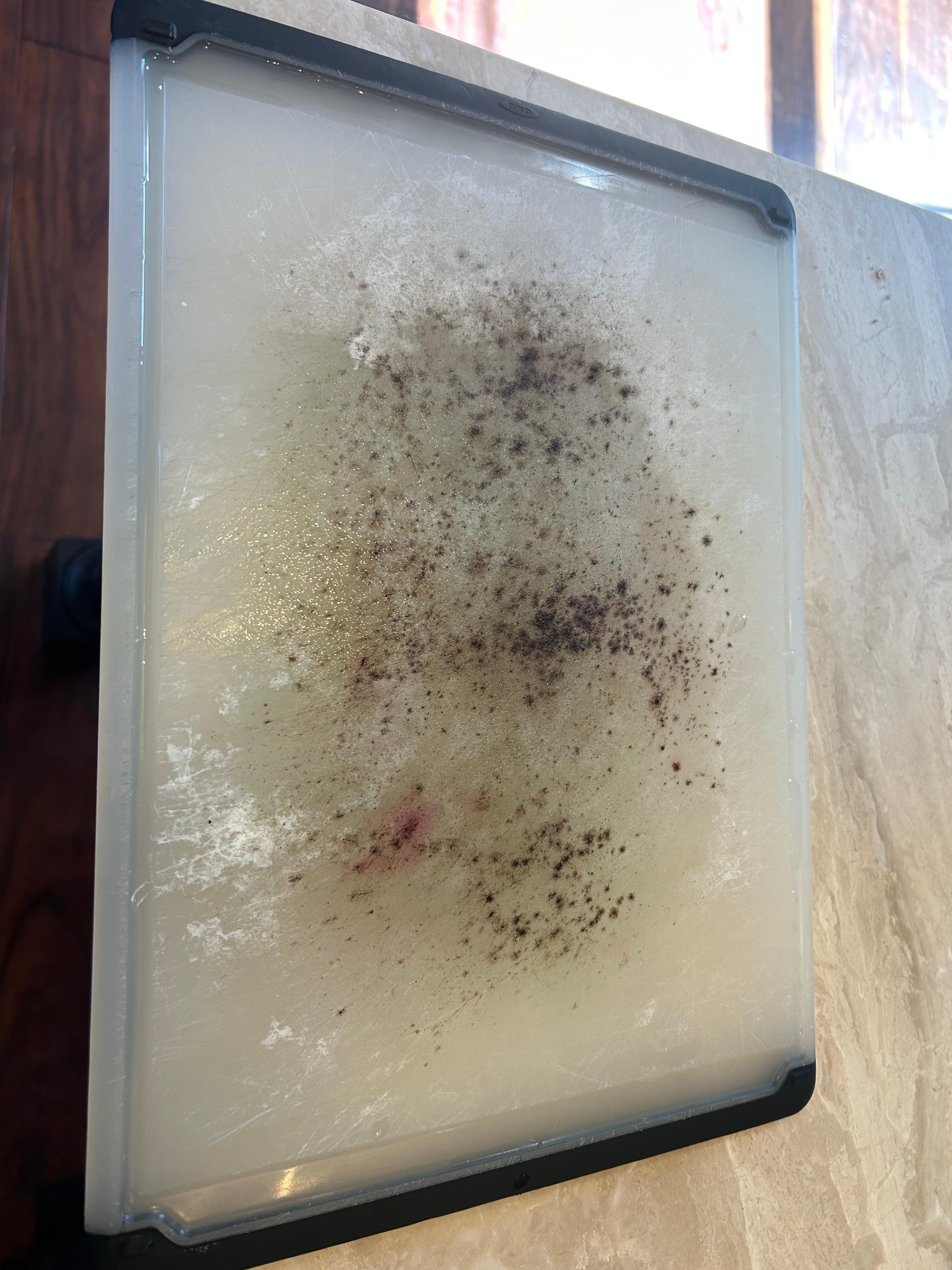 Cutting board in the drawer