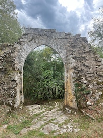 Bastide gate