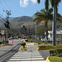 In uber easy to get around 15-25 minutes