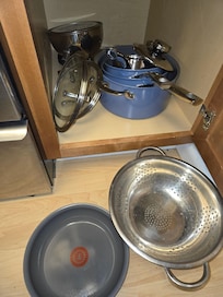 Pot selection, so much for making pancakes or bacon for 6.