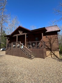 Front of cabin 😍