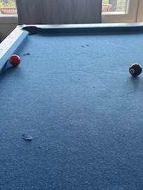 Pool table