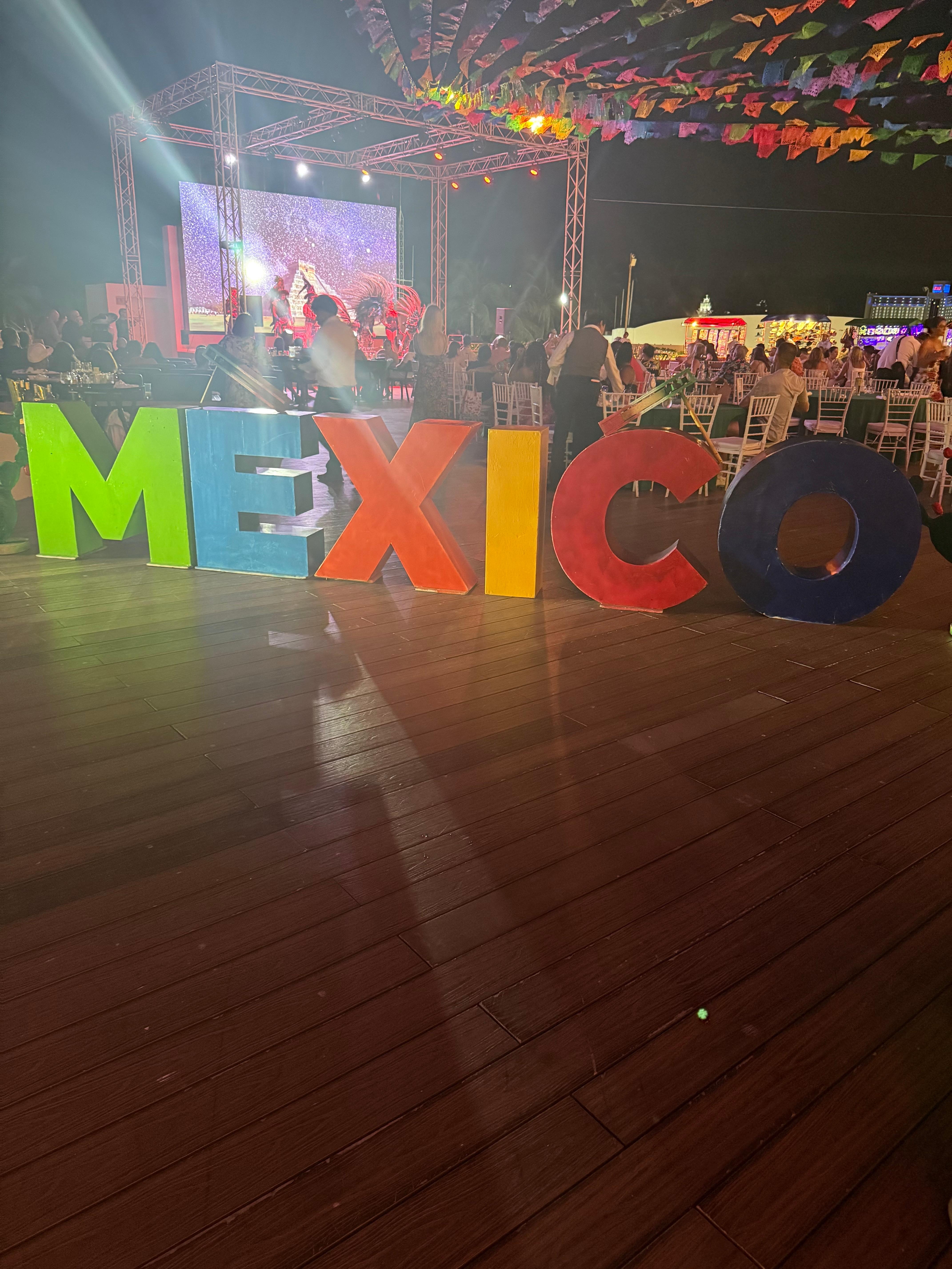 Mexico night 