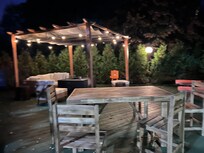 Outdoor fire pit