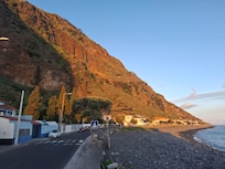 Madalena do Mar am Abend