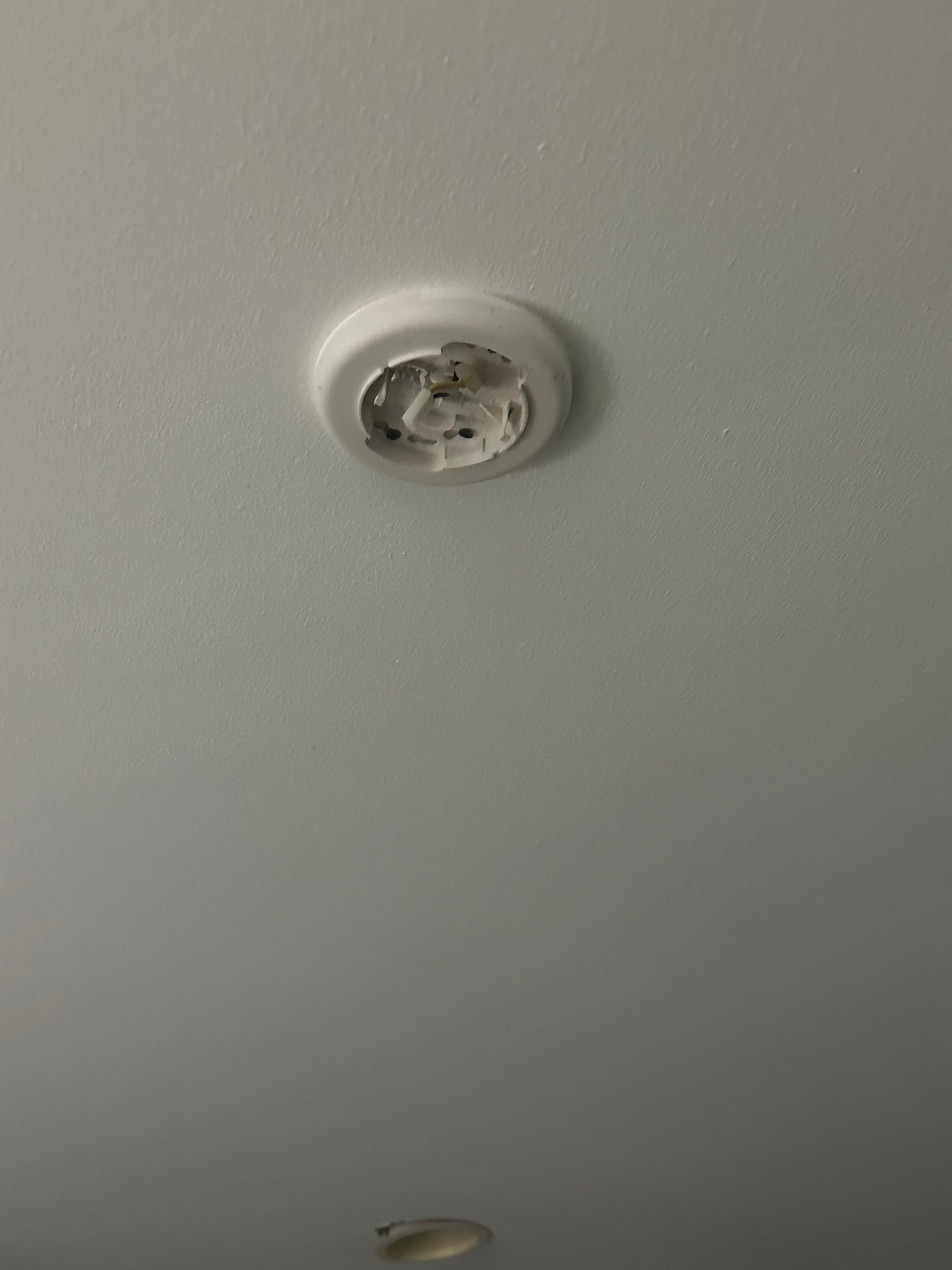 Missing safety equipment 