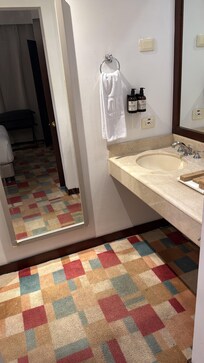 Room 604