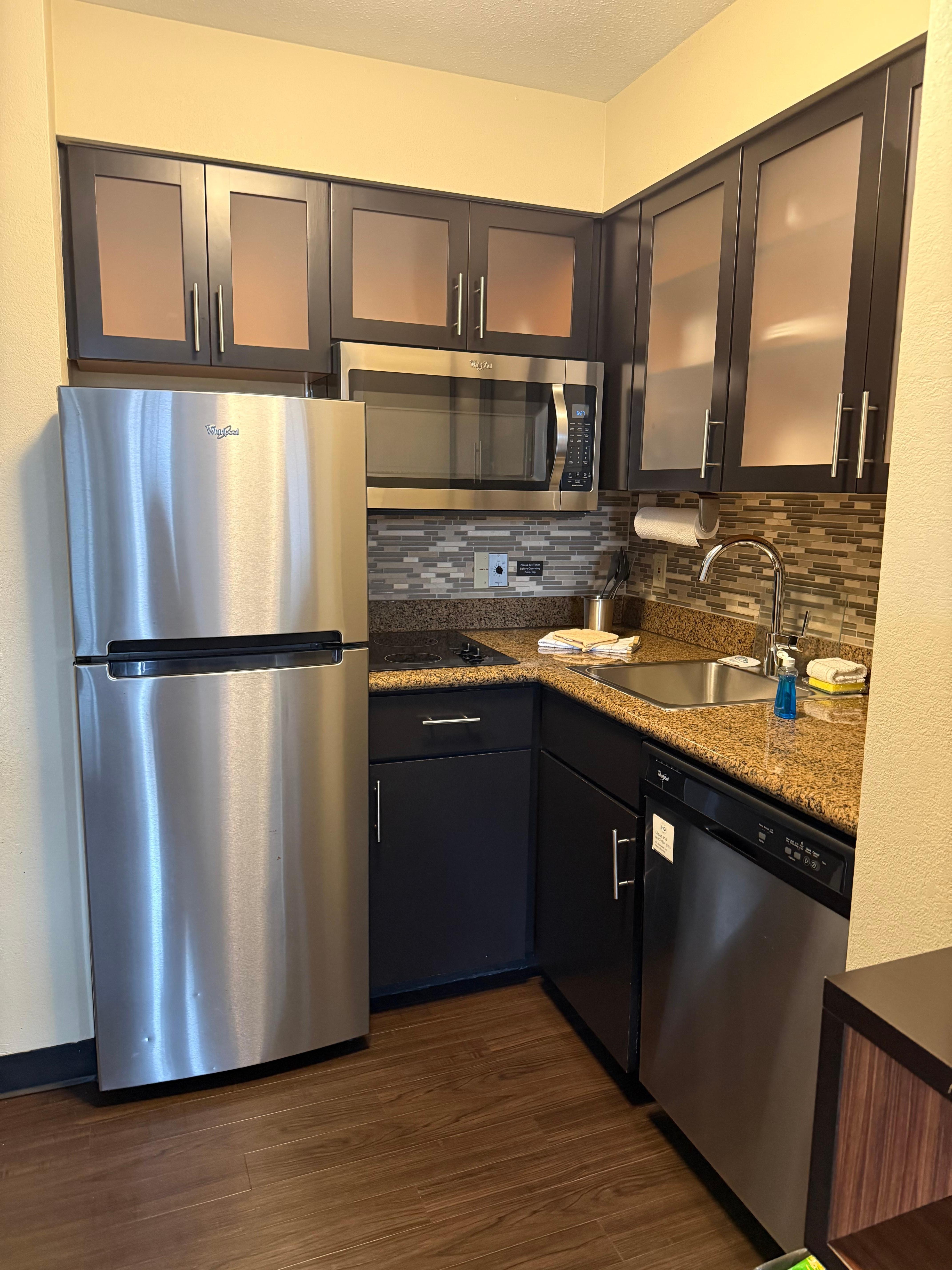 Such a great kitchenette!