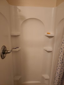 MBR shower when we arrived