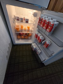 Fresh fruit and organic milk and juice!