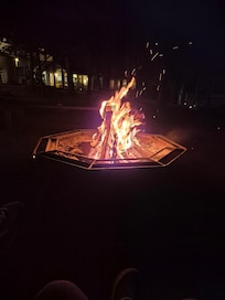 Group firepit