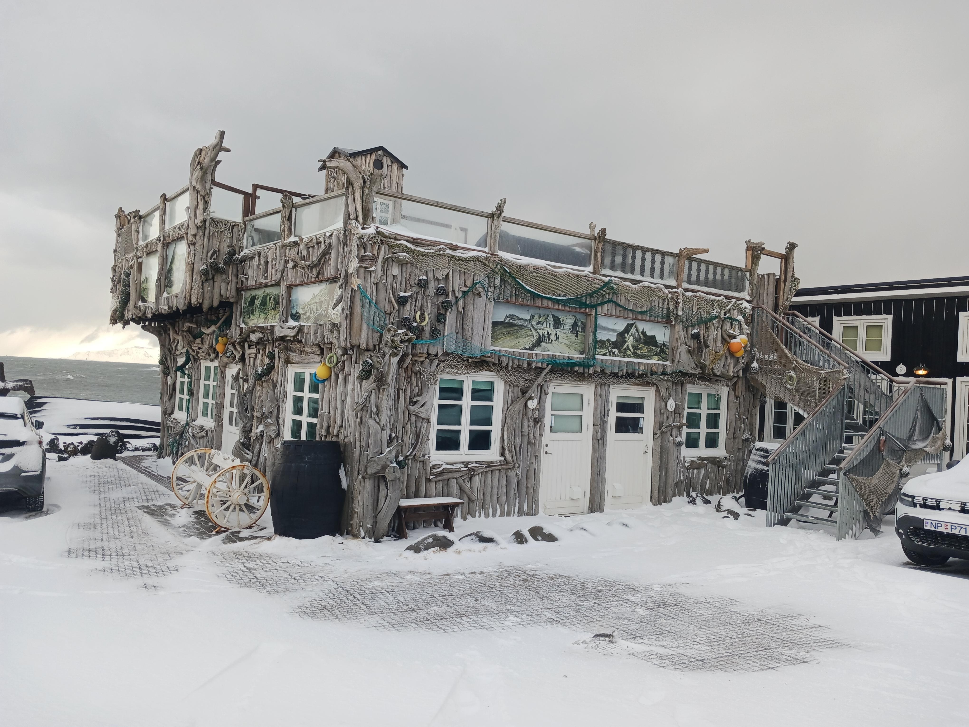 Center rooms. Hot tub on top. 